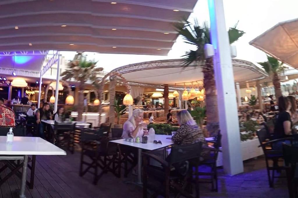 Doxa'S Place كاندية المظهر الخارجي الصورة